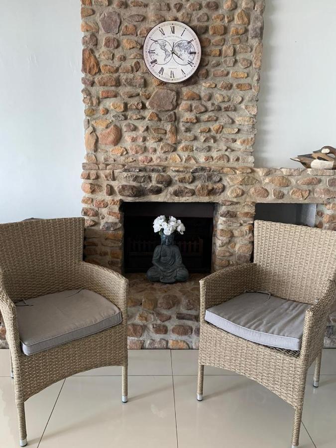 Apartamento Lalapanzi Fish Hoek Exterior foto